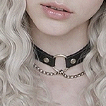 gargantilha gótica e-girl